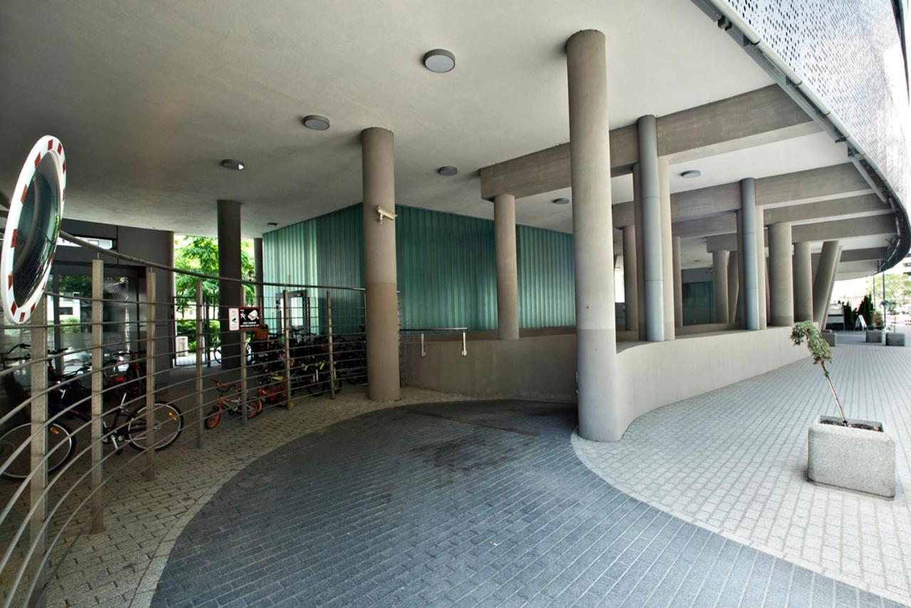 Wronia Oxygen P&O Accommodation Warsaw Exterior photo